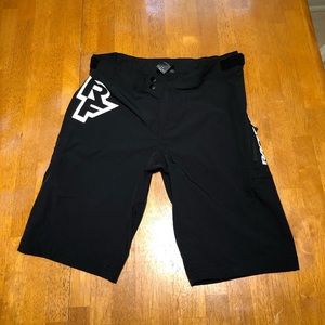 Raceface youth mountain bike short